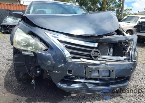 2014 Nissan Altima 2.5 S from USA, damaged, VIN 1N4AL3AP9EN261541